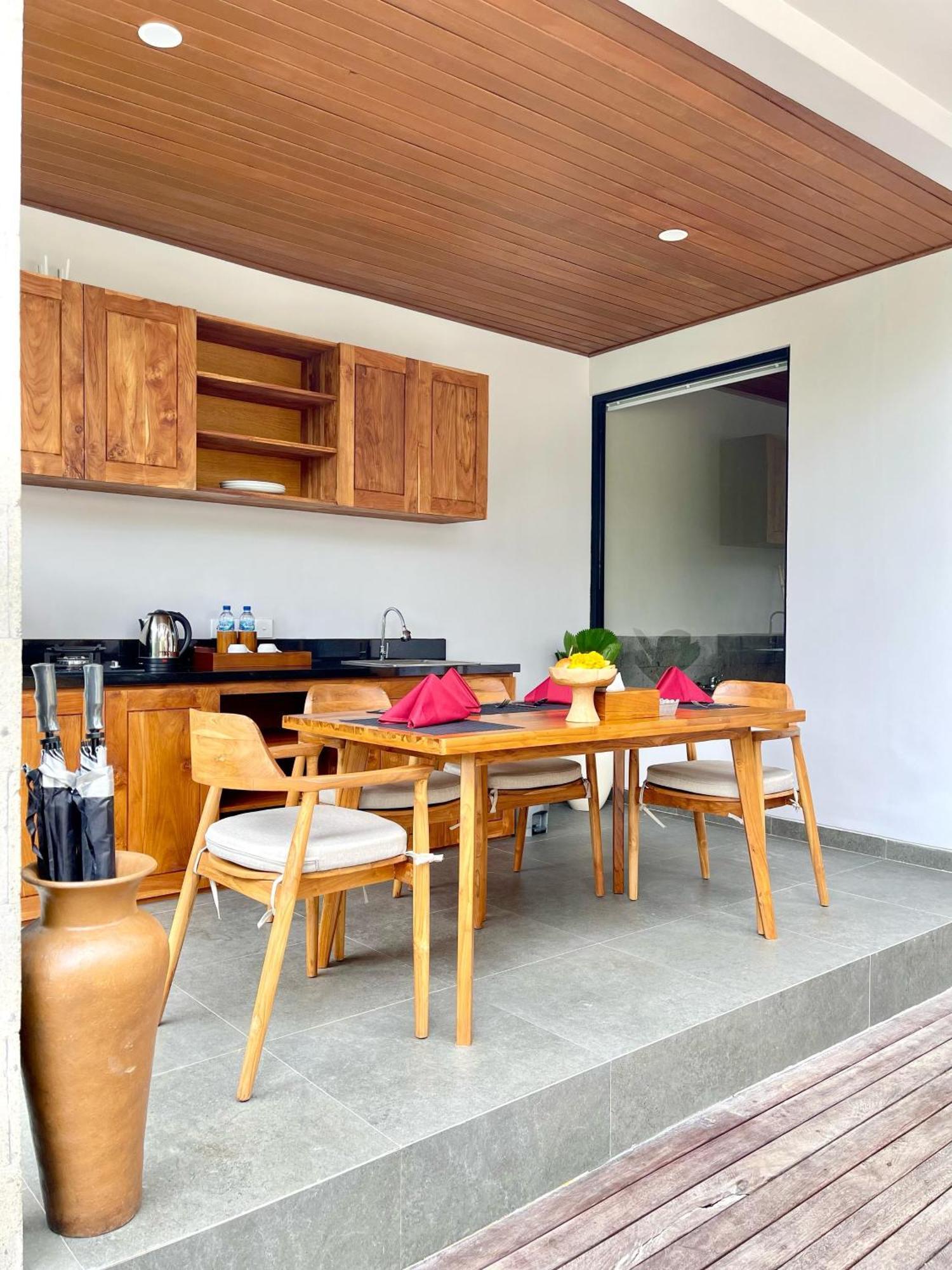 אובוד The Madawa Suites מראה חיצוני תמונה