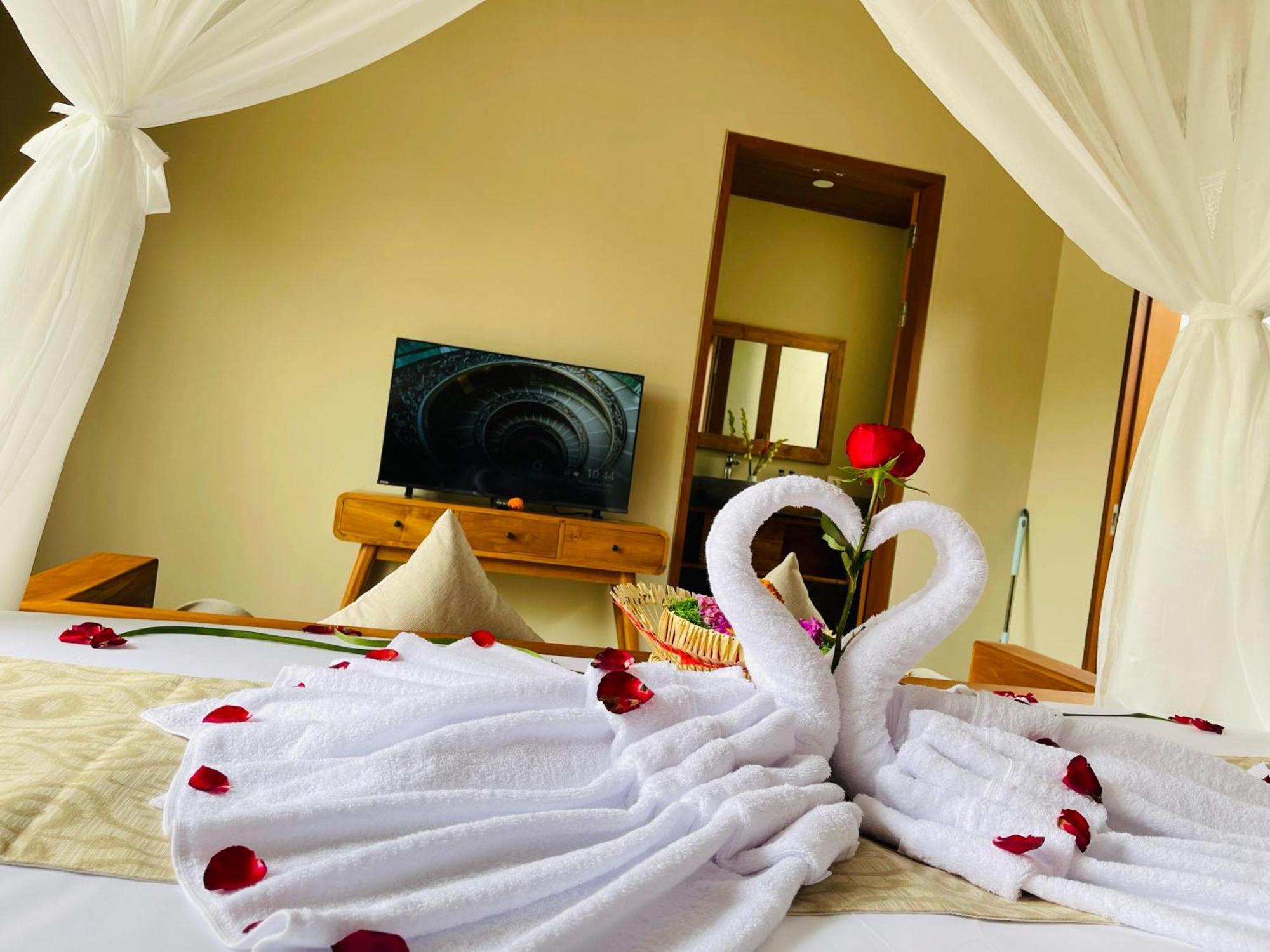 אובוד The Madawa Suites מראה חיצוני תמונה